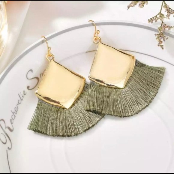 Boutique Jewelry - ✨ Green gold Fringe Statement Earrings Dangle Large